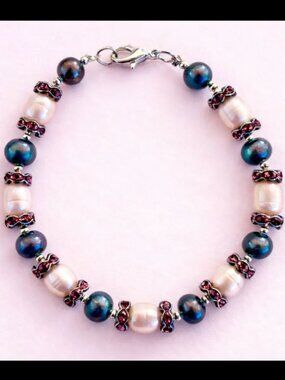 Vintage Pearl and Crystal Roundel bracelet